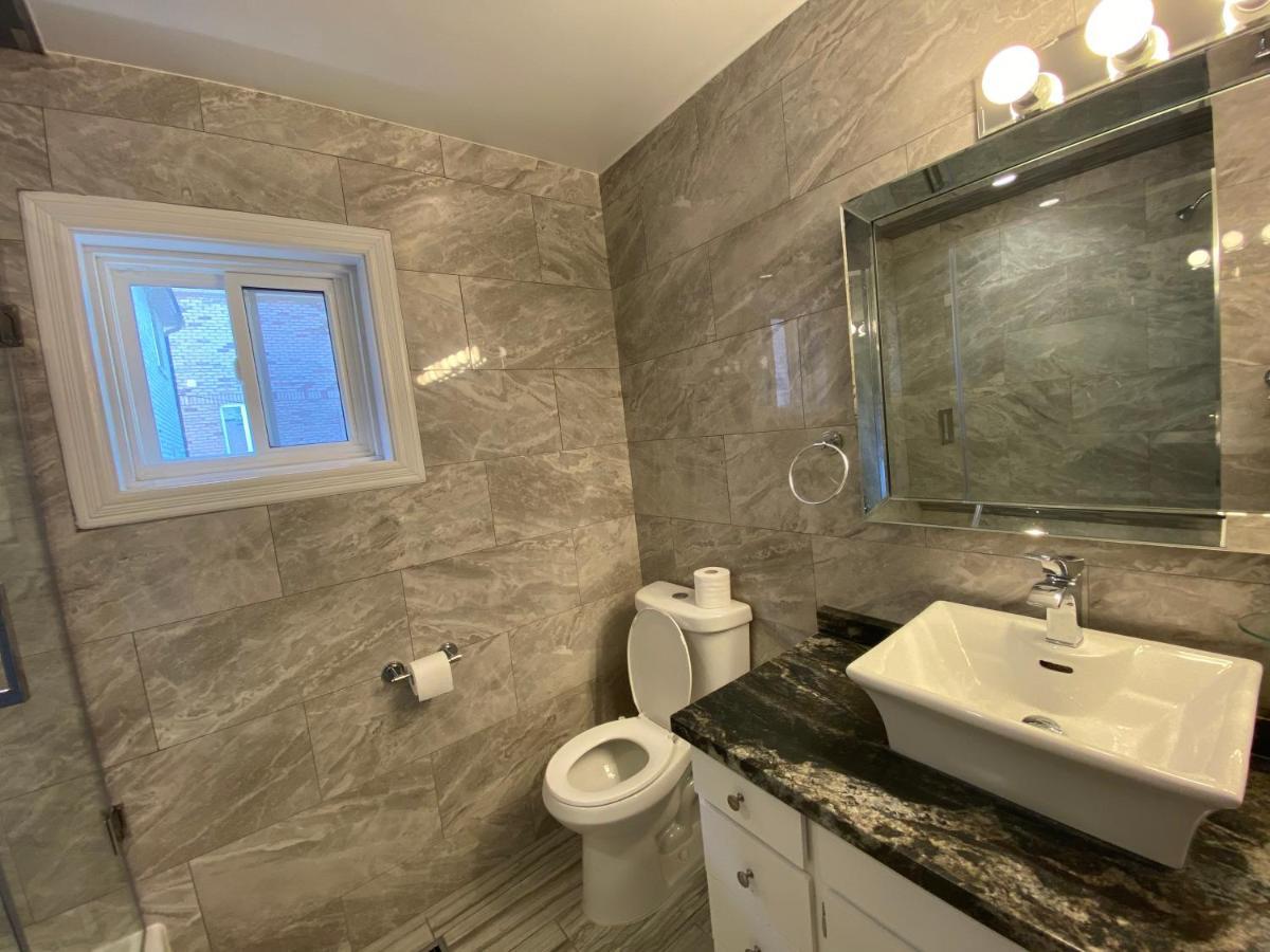 Yonge And Finch Subway !P Cozy & Quiet Private Bdr With Private Bathroom Toronto Bagian luar foto