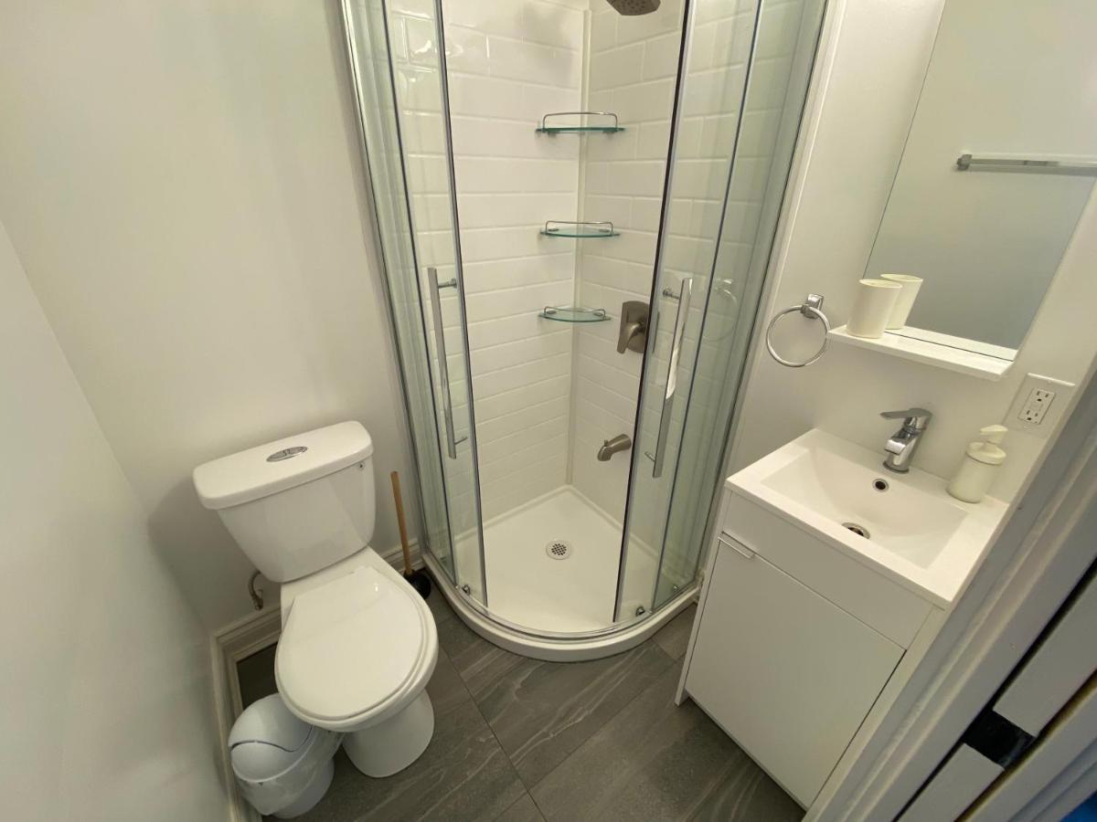 Yonge And Finch Subway !P Cozy & Quiet Private Bdr With Private Bathroom Toronto Bagian luar foto