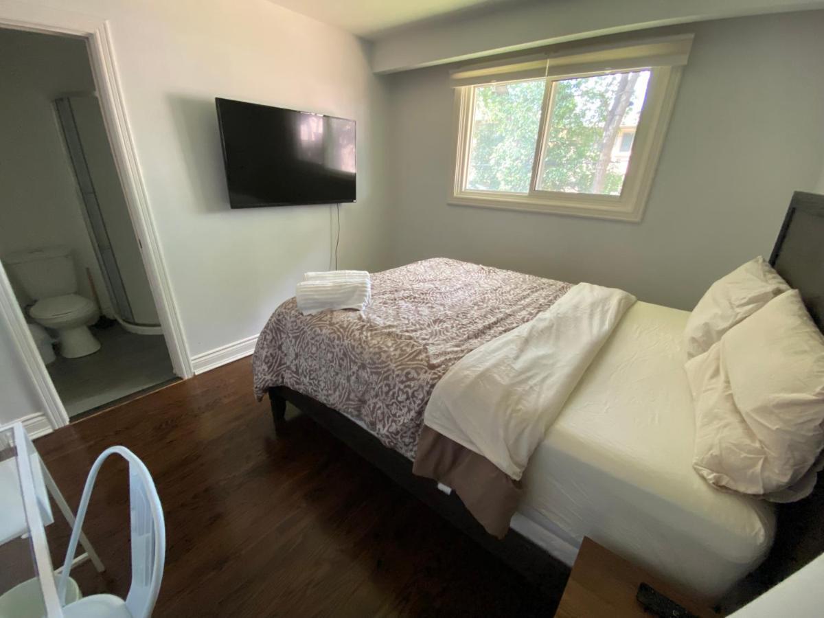 Yonge And Finch Subway !P Cozy & Quiet Private Bdr With Private Bathroom Toronto Bagian luar foto