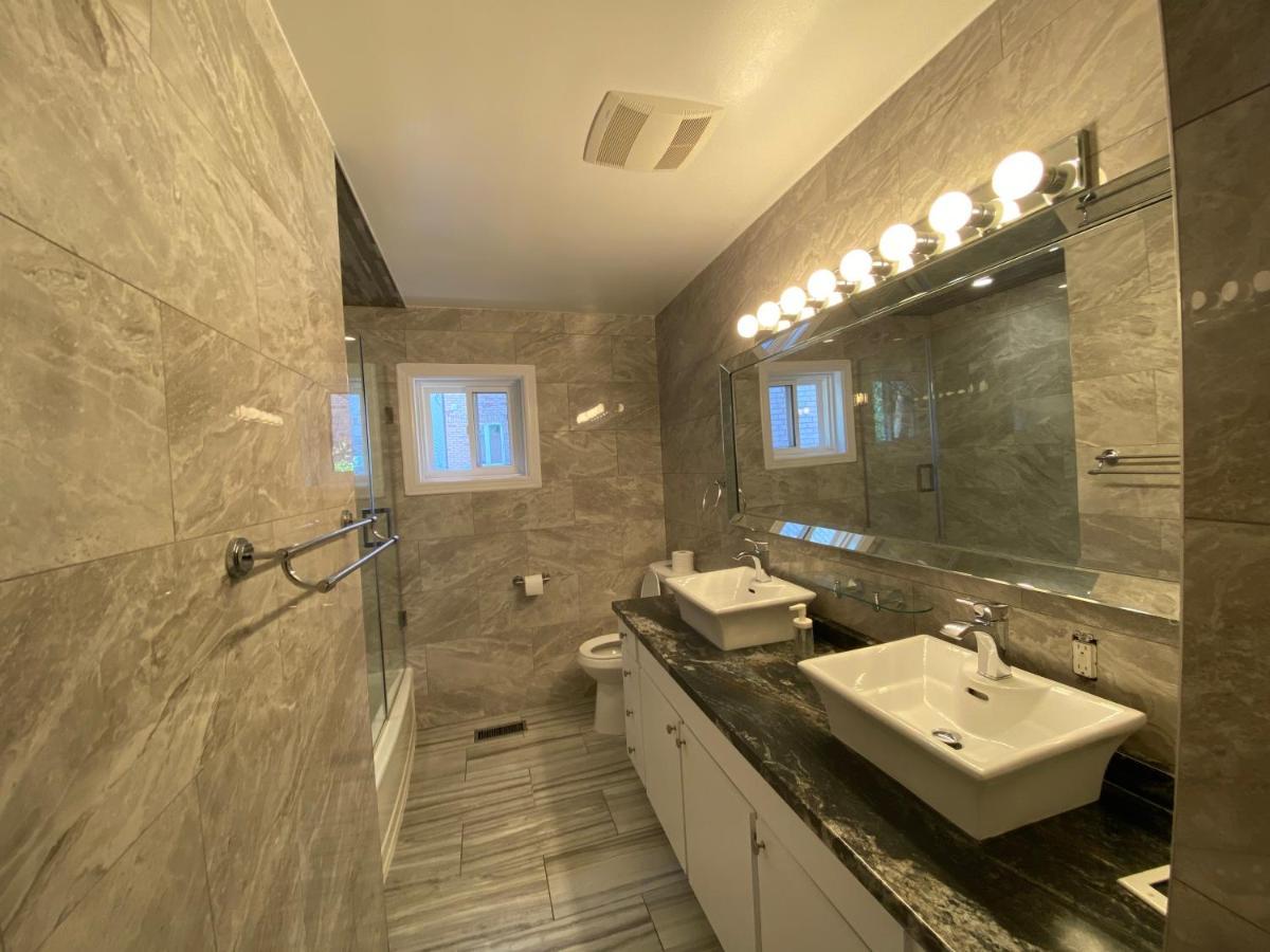 Yonge And Finch Subway !P Cozy & Quiet Private Bdr With Private Bathroom Toronto Bagian luar foto